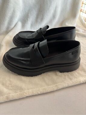 Camper Walden Black Leather Loafer Women’s Size 41 (10-10.5)